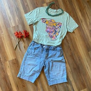 Graphic Abstract Cow Boutique Tee medium